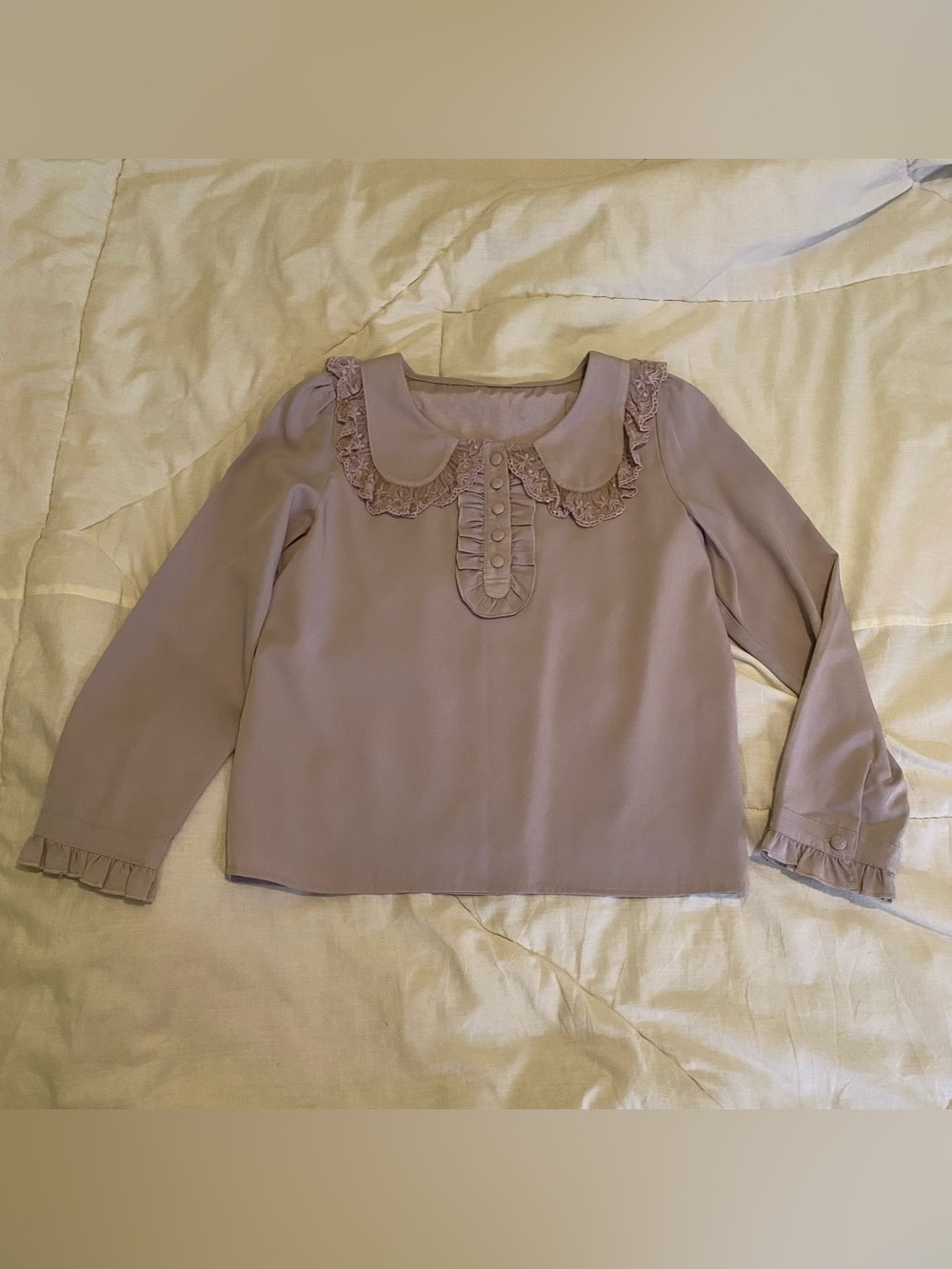 Light Gray Evelyn EGL Gothic Lolita Lace Peter Pan Collar Pullover Kawaii Blouse